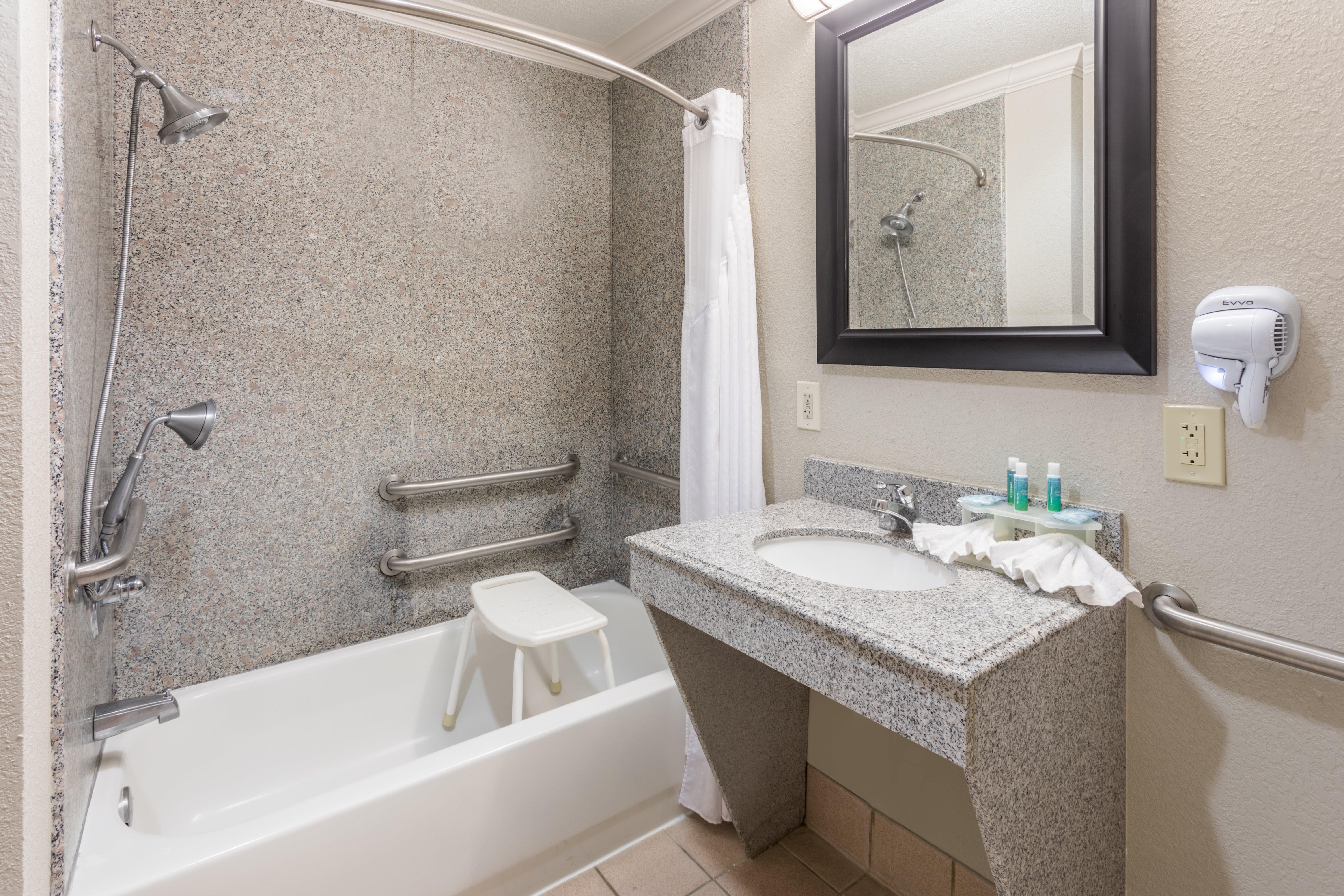 Holiday Inn Express Hotel And Suites Lake Charles By Ihg Zewnętrze zdjęcie