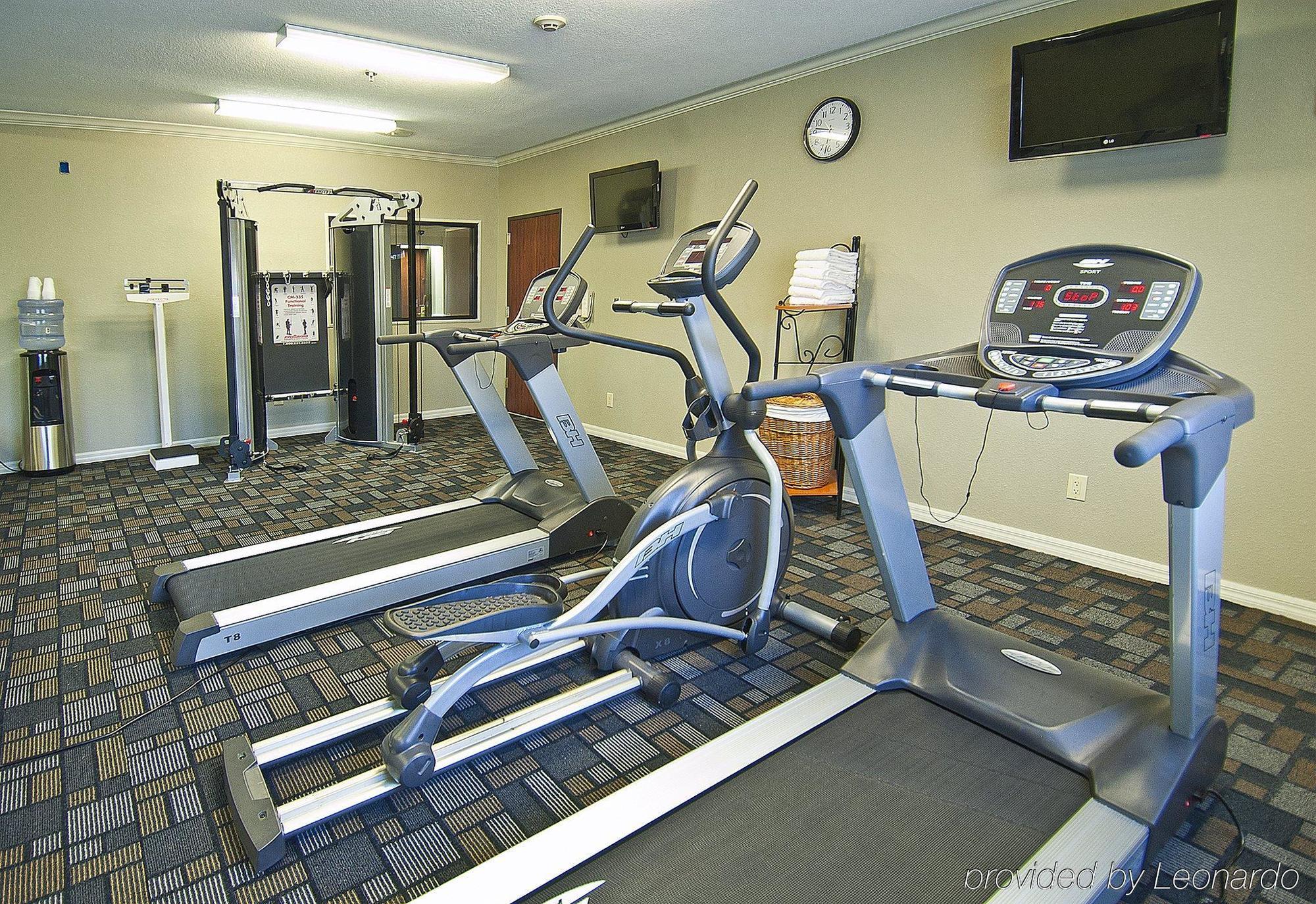 Holiday Inn Express Hotel And Suites Lake Charles By Ihg Udogodnienia zdjęcie