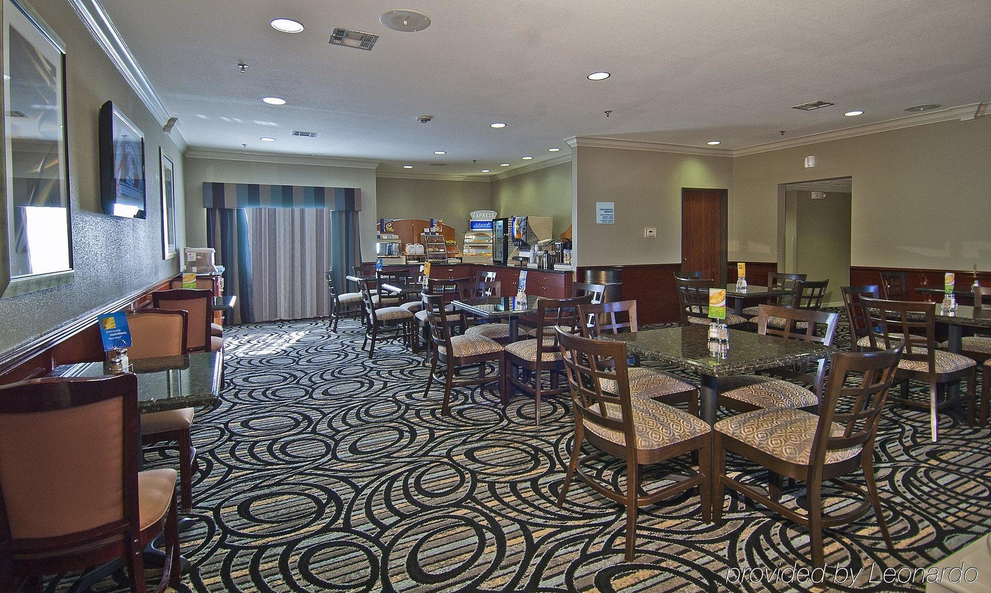 Holiday Inn Express Hotel And Suites Lake Charles By Ihg Restauracja zdjęcie